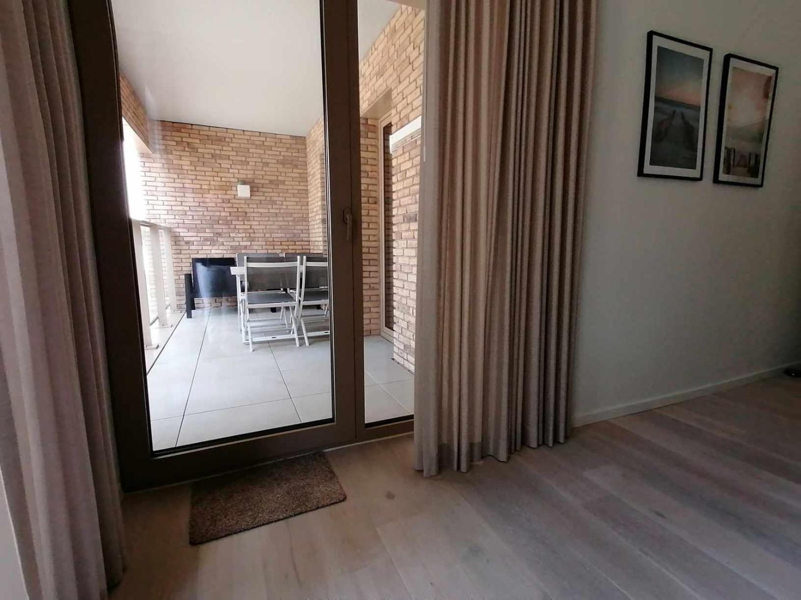 Bartine - Modern And Spacious Flat Near The Sea, Free Parking Space Остенде Екстер'єр фото
