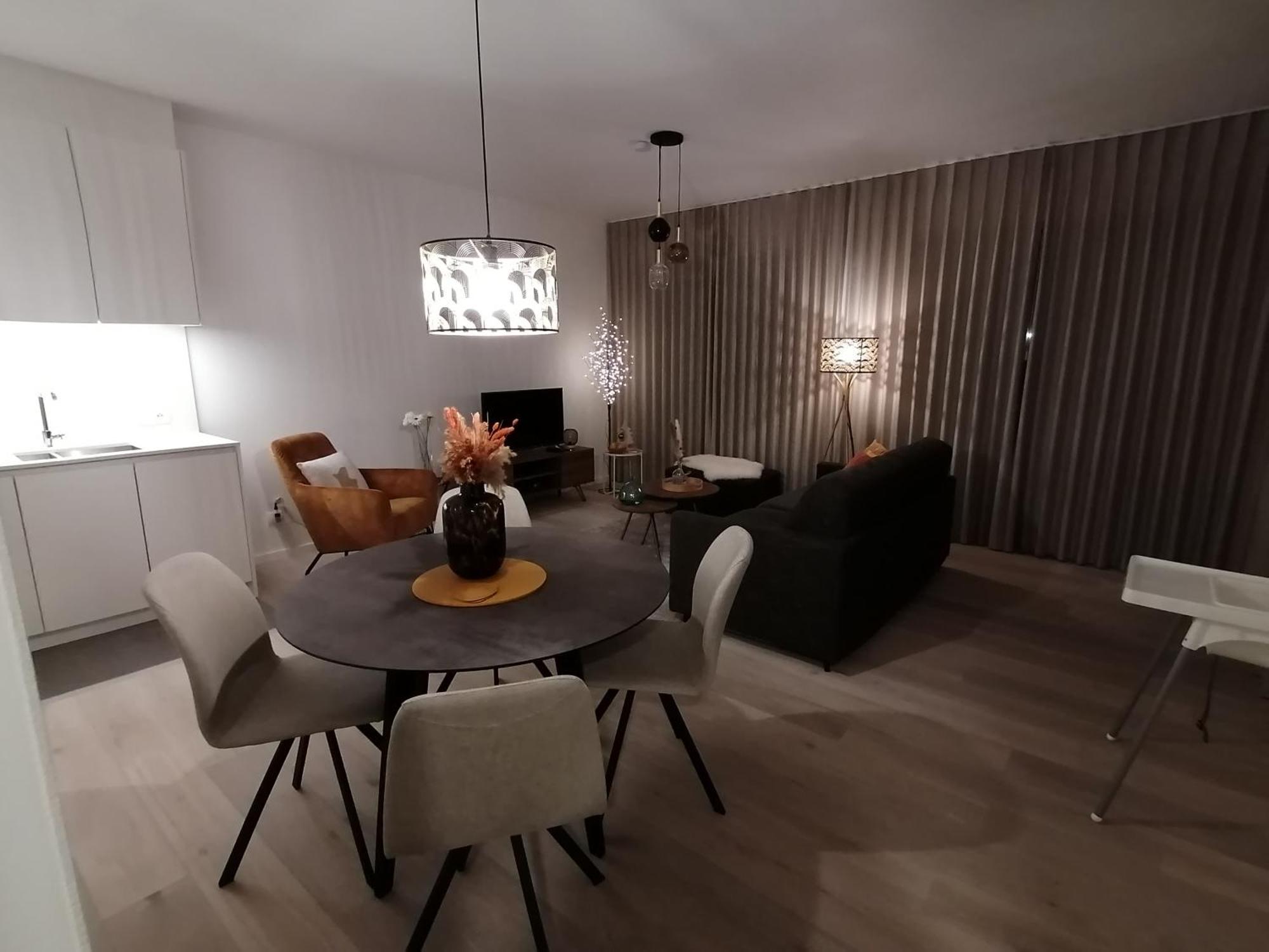 Bartine - Modern And Spacious Flat Near The Sea, Free Parking Space Остенде Екстер'єр фото
